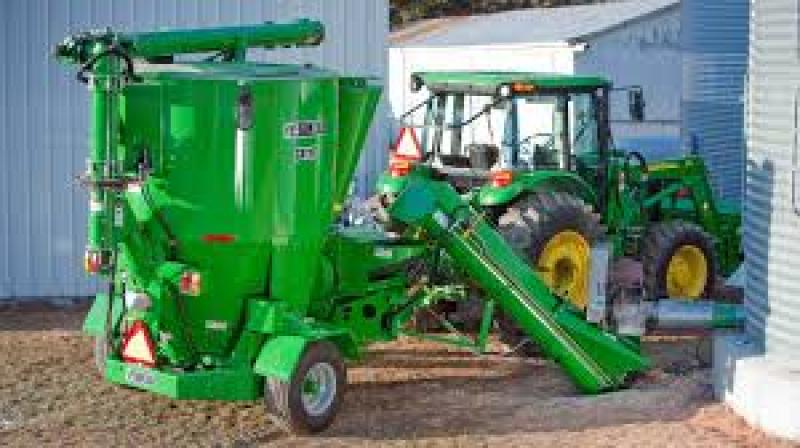 انواع فیدر میکسر ها ، معایب و مزایای آنها