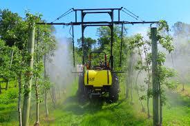 راهنمای خرید سمپاش برای باغ و زمین کشاورزی