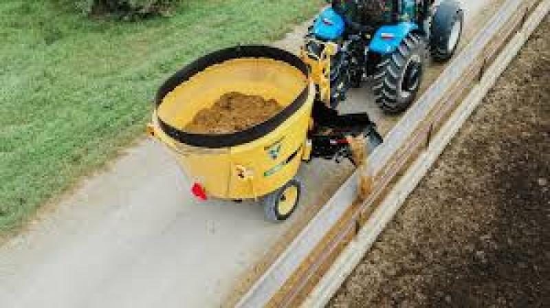 فیدر میکسر گاوداری3تا40متر مکعب