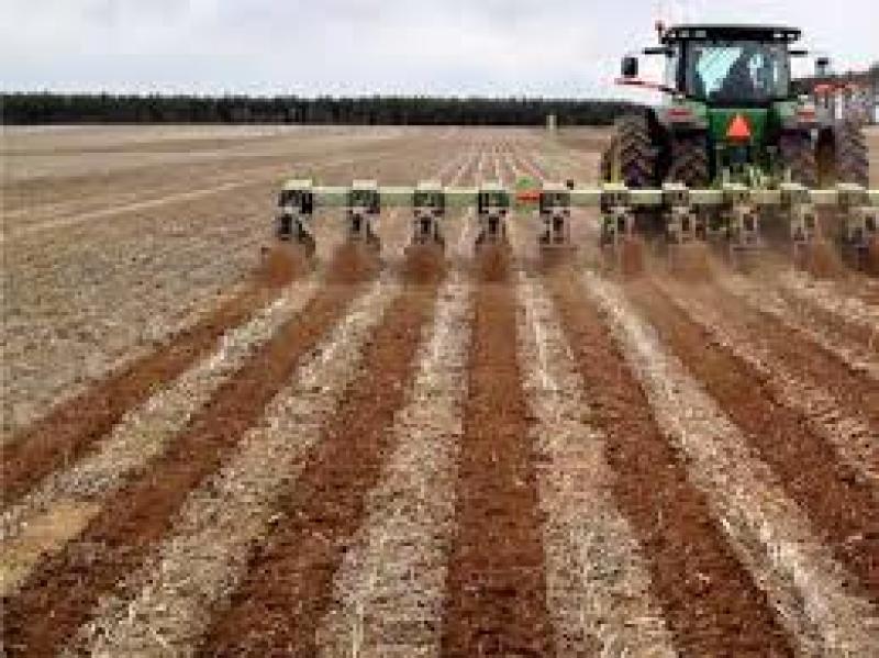 خاک‌ورزی دقیق جایگزینی مناسب برای خاک‌ورزی در عمق یکنواخت، جهت صرفه‌جویی در مصرف انرژی