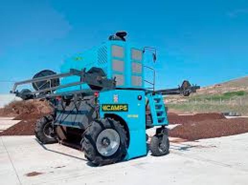 دستگاه کمپوست ساز