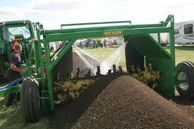 دستگاه‌ کمپوست ترنر