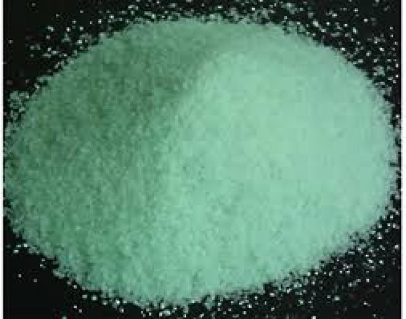 سولفات آهن چیست؟ [کاربرد فوق العاده کود سولفات آهن]