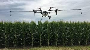 سمپاشی با پهپاد در کشاورزی: ​​مزایا و بهترین شیوه‌ها