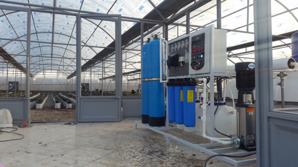 دستگاه تصفیه آب مدل DESA-FBW4040-2-10F