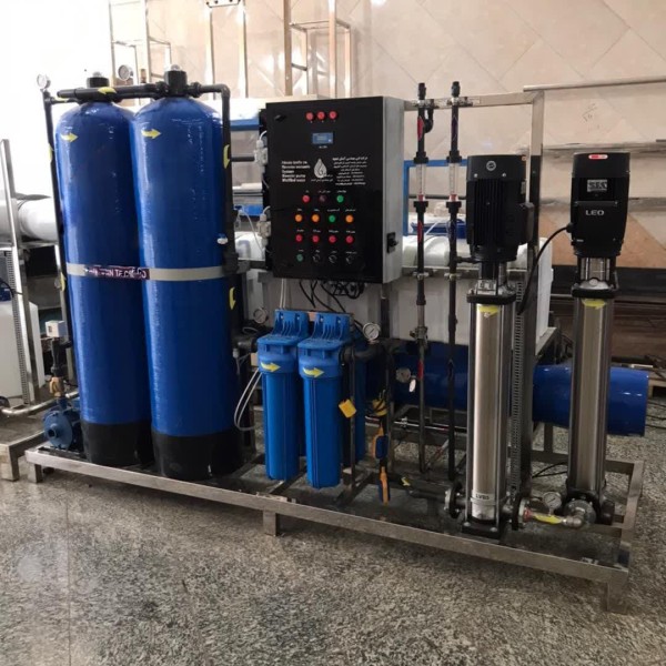 آب شیرین کن دریایی