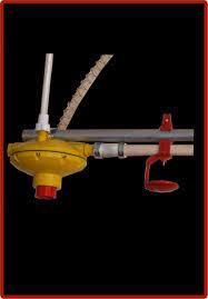 سیستم آبخوری نیپل با لوله چهار گوش به طول 90 متر